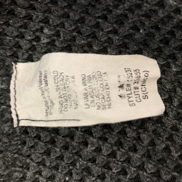 I.Joah Small Blouse Shoulder Cut Out Thermo Waffle - Picture 6 of 6